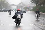 Dự báo thời tiết 15/3: Miền Bắc đón không khí lạnh lệch đông, mưa phùn và sương mù bao phủ