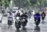 Dự báo thời tiết 30/4: Không khí lạnh dồn dập tràn xuống, miền Bắc có mưa dông