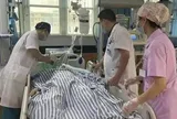 Nam sinh 14 tuổi suýt tử vong sau khi bị mờ mắt, tê tay