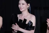 Người đẹp lọt Top 10 Hoa hậu Thế giới người Việt 2010 tái xuất sau 12 năm "ở ẩn", xúc động sải bước trên thảm đỏ