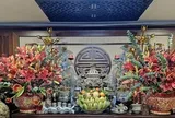 Đừng đặt 3 loại hoa này trên bàn thờ