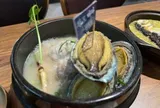 Trấn Thành thức 3 đêm không ngủ chỉ vì một tô cháo ở quê Hariwon