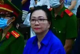 Ba món trang sức kim cương của bà Trương Mỹ Lan được bán với giá 25 tỷ đồng