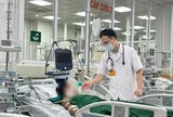 Tự mua thuốc nam trên mạng về sử dụng, thanh niên 28 tuổi đối mặt cửa tử