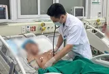 Nam tài xế sốt cao rồi co giật, mất ý thức: Bác sĩ phát hiện thủ phạm đáng sợ
