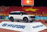 Chiếc xe cùng với Lê Công Vinh rước cúp vô địch ASEAN Cup 2026 vào sân Mỹ Đình