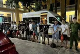 Công an Hưng Yên kiểm tra các quán karaoke, bắt khẩn cấp 4 môi giới