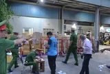 Công an kiểm tra nhiều nhân viên tại sân bay ngay trong giờ làm việc