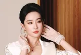 Lưu Diệc Phi kiếm 1950 tỷ đồng trong 3 năm, cuộc sống xa hoa gây choáng ngợp