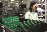 Thặng dư thương mại Việt - Mỹ vượt 100 tỷ USD, có nên "hy sinh" xuất khẩu truyền thống?