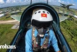 Không ngờ 1 bữa ăn của phi công lái máy bay chiến đấu ở Việt Nam lại nhiều đến thế!