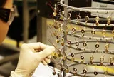 Bên trong nhà máy khổng lồ tại Tp.HCM sản xuất “kho báu” khiến phụ nữ mê mẩn: Quy mô lớn nhất thế giới, rộng 10 sân bóng, vốn gần 4.000 tỷ đồng, tới 7.000 lao động