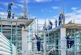 “Cơn lốc” tuyển dụng chưa từng có từ tỷ phú Phạm Nhật Vượng: Thợ xây, sơn, ốp lát...lương tới 41 triệu, đã có 120.000 công nhân vẫn tuyển thêm 80.000 người nữa