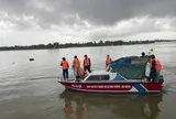 Đánh cá trên sông, người đàn ông 42 tuổi bị sét đánh rơi xuống sông mất tích