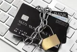 Cơ quan Thuế yêu cầu BIDV, MB, VPBank, Vietcombank... phong toả tài khoản của loạt người nộp thuế có tên sau