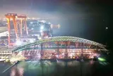 Hạ thủy thành công nhịp cầu đi bộ 3.400 tấn, bắt đầu lai dắt về sông Sài Gòn