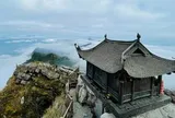 Việt Nam có ngọn núi nơi một vị vua từ bỏ ngai vàng để lên tu, nay đã là Di sản Thế giới được UNESCO ghi danh