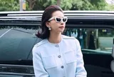 Lúc nhỏ như "con vịt xấu xí", cô bé Trà Vinh lớn lên thành mỹ nhân đóng loạt phim Hollywood, còn dự thi Oscar