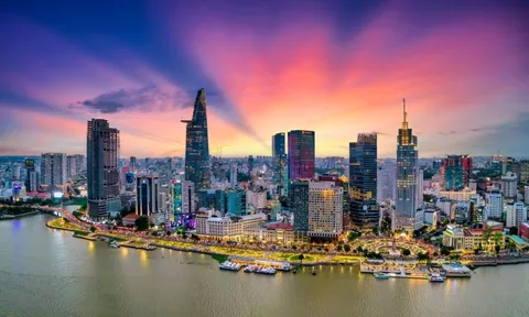 HSBC nâng dự báo tăng trưởng GDP năm 2025 của Việt Nam lên 7.9%