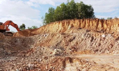 Quảng Ngãi hủy kết quả trúng đấu giá 7 mỏ đất san lấp