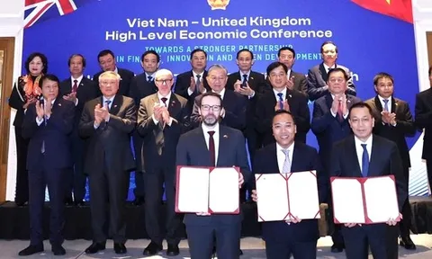 Dưới sự chứng kiến của Tổng Bí thư Tô Lâm, Việt Nam đạt cột mốc mới trong "lĩnh vực 8 tỷ USD của Anh"