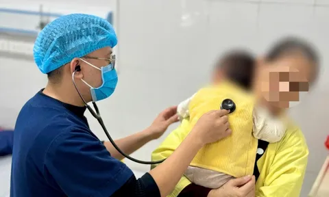 Cúm biến chứng nặng bùng phát ở miền Bắc, bác sĩ cảnh báo không tự điều trị tại nhà