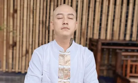 Chuyện gì đang xảy ra với Tuấn Hưng?