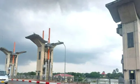 Tận thấy hệ thống tự động ngăn triều, chống ngập phía Bắc TPHCM