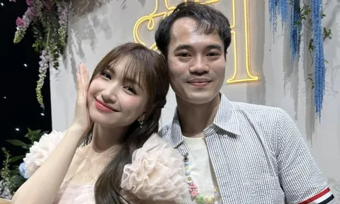 Hoà Minzy làm lộ bạn gái Văn Toàn