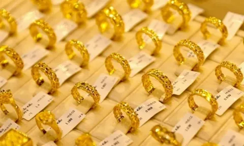 Ngày 15/11: Giá vàng nhẫn, vàng miếng tiếp tục giảm mạnh