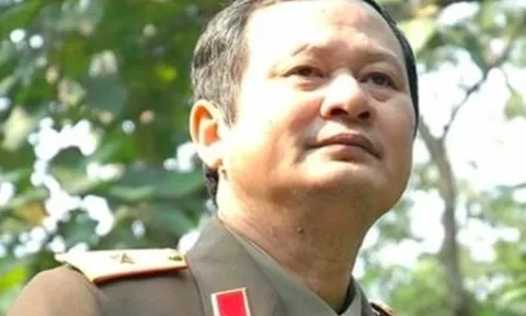 Nhạc sĩ đầu tiên ở Việt Nam được phong quân hàm Thiếu tướng là ai?