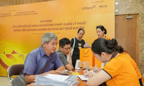 Xóa thuế khoán: LPBank mở gói giải pháp giúp hộ kinh doanh chuyển đổi dễ dàng.