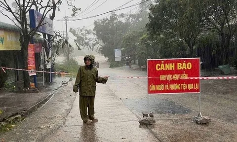 Mưa lớn ở Đắk Lắk: Nhiều nơi sạt lở, hàng trăm hộ bị cô lập