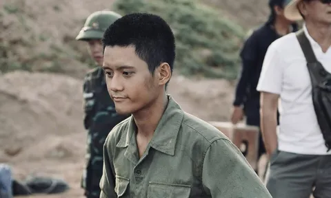 Nam diễn viên Mưa Đỏ kêu cứu