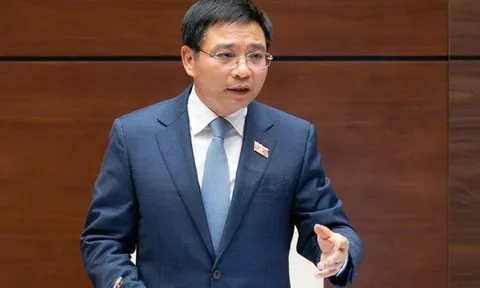 Bộ trưởng Bộ Tài chính khẳng định chính sách thuế với hộ kinh doanh hiện nay có lợi hơn trước: Trước đây doanh thu 100 triệu đồng/năm đã phải nộp thuế, nay nâng lên 200 triệu đồng