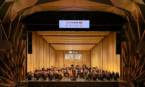 Tái hiện không gian âm nhạc hoàng gia Nga cho khách hàng Techcombank Private