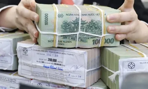 Động thái lạ của các “ông lớn” ngân hàng giữa làn sóng tăng lãi suất tiền gửi