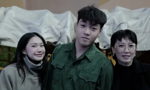 Gấp 3 visual khi nhà Doãn Hải My hội tụ: Mẹ U50 trẻ đẹp, vợ Văn Hậu ngọt ngào, em trai là hotboy Marie Curie!