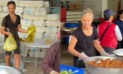 Khách Tây "hòa tan" khi cứu trợ miền Trung, dùng Google dịch nhắn gửi đến bà con bản địa