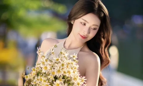 “Nàng thơ” có bộ ảnh thu Hà Nội đẹp nhất MXH lúc này