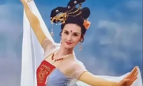 Đời tư kín tiếng ít ai biết của Hằng Nga đẹp nhất Tây Du Ký: Là doanh nhân thành đạt, cách dạy con chuẩn SGK