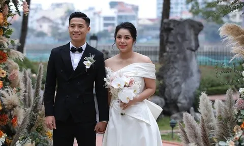 Cuộc sống hôn nhân của trung vệ Bùi Tiến Dũng và giám đốc khách sạn sau 4 năm