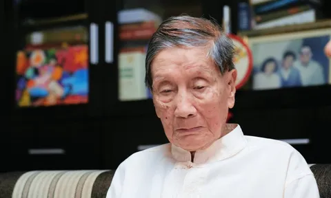 Nam nghệ sĩ sắp 100 tuổi ở Hà Nội: Sống lạc quan, vẫn làm một việc hằng ngày