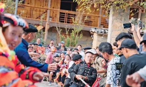 Ngôi làng 'đi bằng internet' lên bản đồ du lịch thế giới