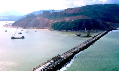 Hé lộ 3 “ông lớn” quốc tế tranh suất đầu tư bến container cảng Liên Chiểu