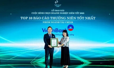 Hai giải thưởng uy tín ghi nhận nỗ lực minh bạch trong hoạt động quản trị của VietinBank