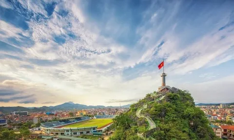 Tỉnh biên giới ghi nhận kỷ lục chưa từng có tiền lệ, "công thần" chính thức lộ diện