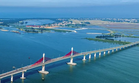 Tỉnh là quê nhà của tỷ phú Phạm Nhật Vượng, nơi sắp khởi động 4 dự án trên 127.000 tỷ đồng của Vingroup đang phát triển ra sao?