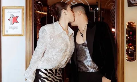 Mỹ nhân là mẹ bỉm 2 con bất ngờ hôn Vũ Khắc Tiệp