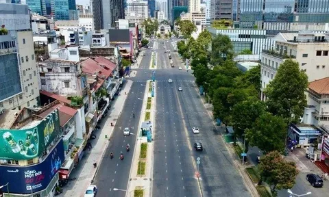 Tp.HCM siết khung giờ đào đường, cho phép làm nhanh vỉa hè để đón Tết